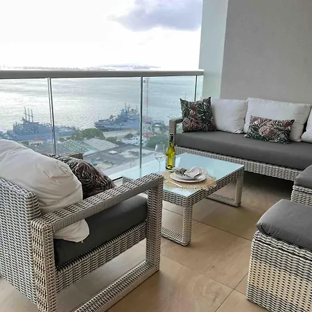 Colombia- H2 Hyatt Condo-bay View