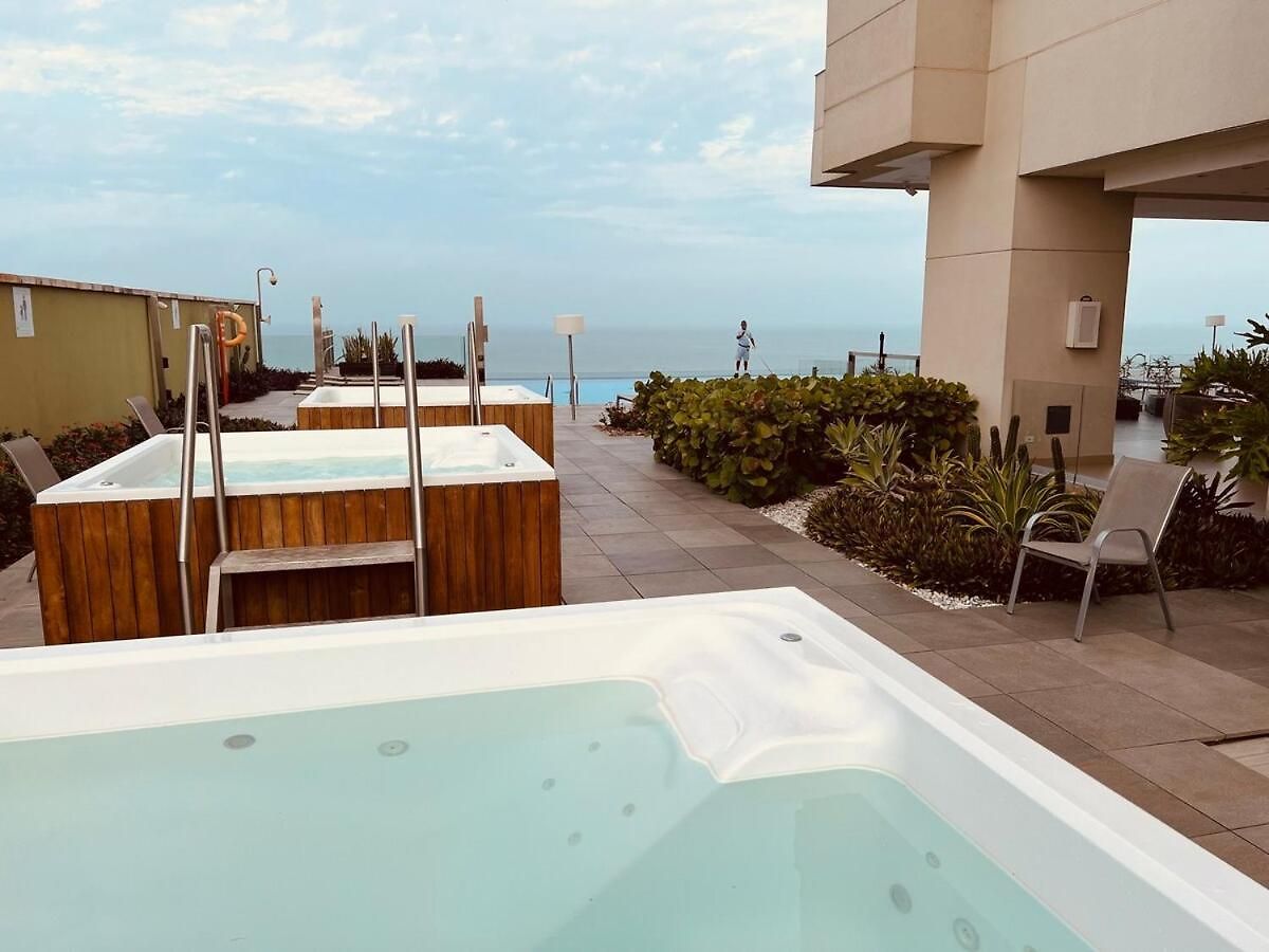 Colombia- H2 Hyatt Condo-bay View Apartamento