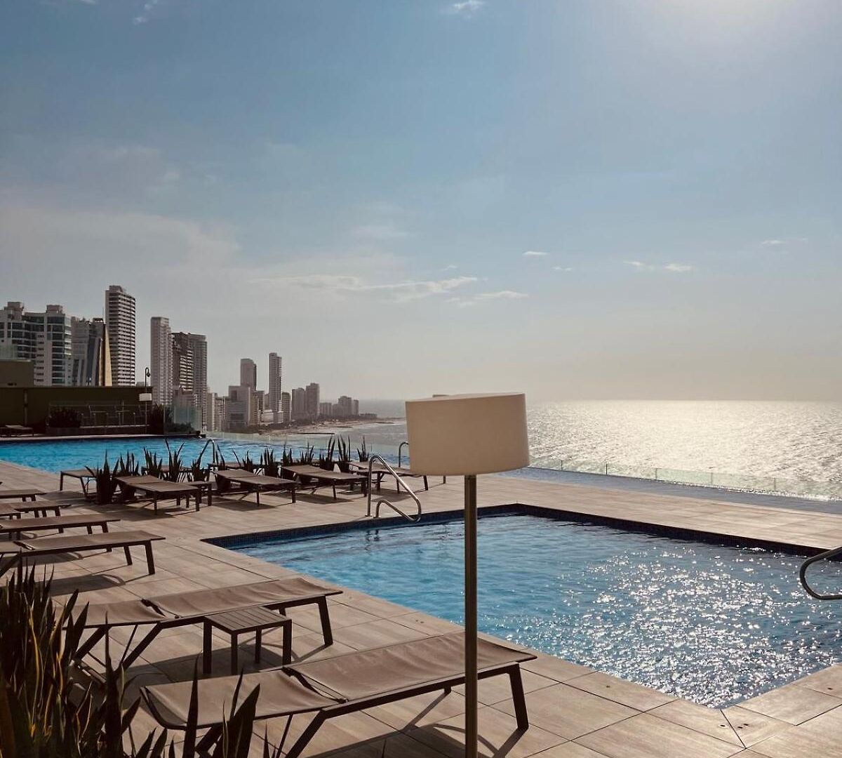 Colombia- H2 Hyatt Condo-bay View *