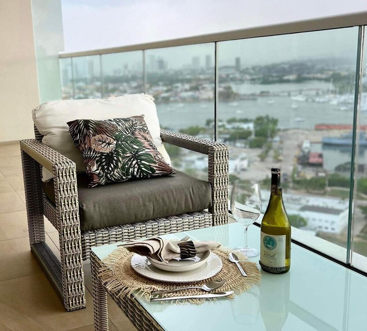 Apartamento Colombia- H2 Hyatt Condo-bay View *